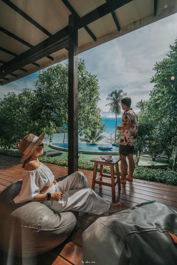 To The Sea The Resort Koh Kood Ko Kut Bagian luar foto